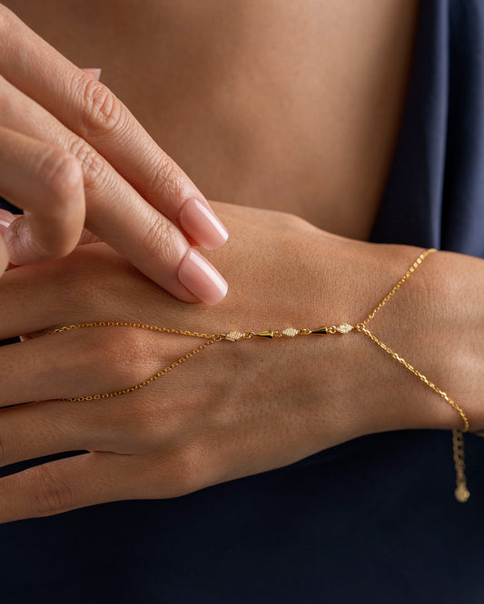 925 Ayar Gümüş Koni ve Elmas Detaylı Şahmeran