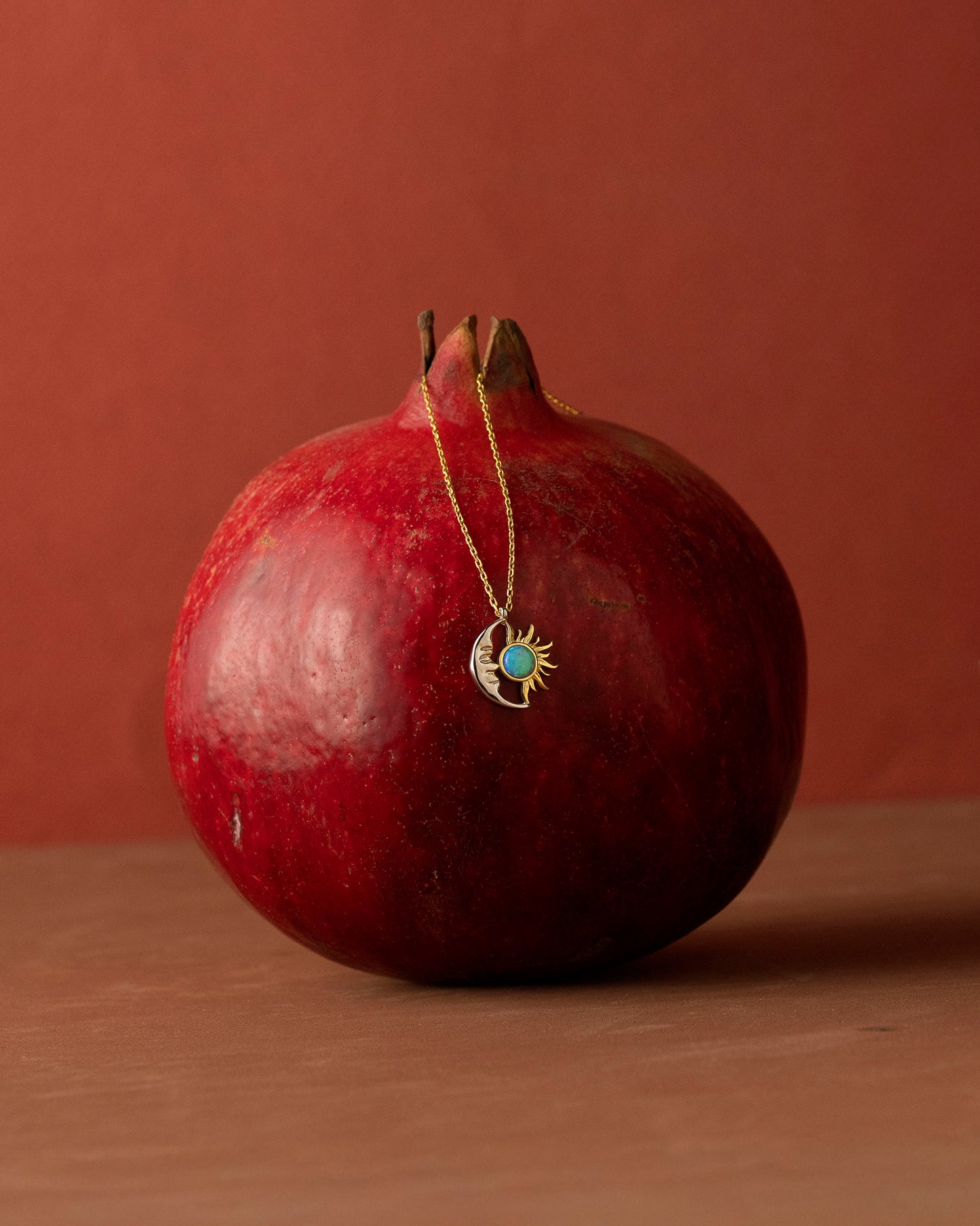 925 Ayar Gümüş Güneş & Ay Opal Kolye