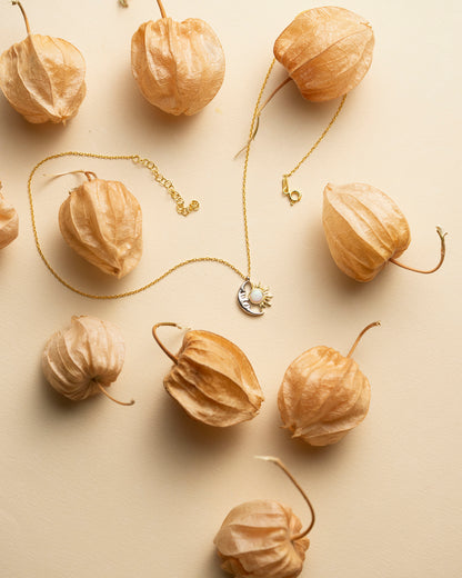 925 Ayar Gümüş Güneş & Ay Opal Kolye