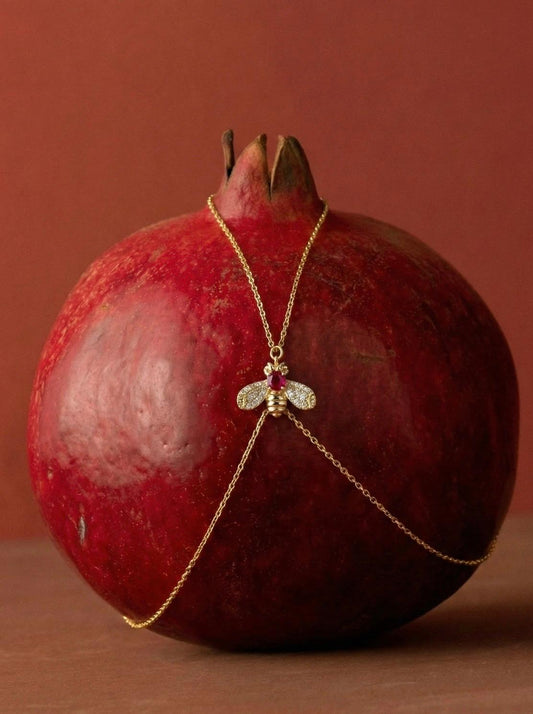 925 Ayar Gümüş Arı Modeli Ruby & Zirkon Taşlı Şahmeran