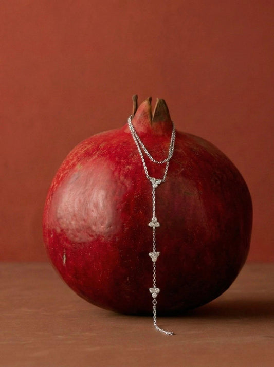 925 Ayar Gümüş Çiçek Modeli Zirkon Şahmeran